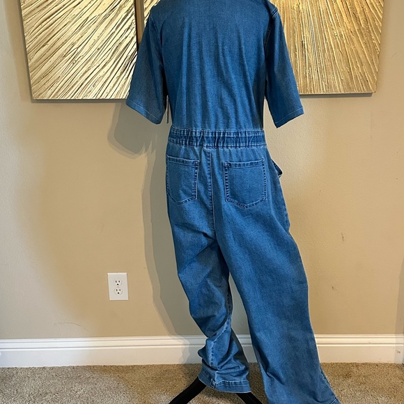 FTF Denim Jumpsuit NWT - size 12 - Picture 4 of 5